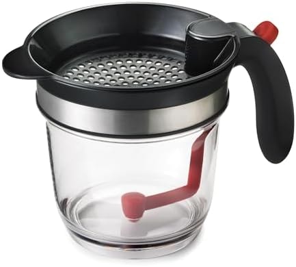 Cuisipro Fat Separator with Bottom Release, Plastic, 4 Cup Strainer with Handle, Grease Strainer Dishwasher Safe, Oil Separator for Kitchen