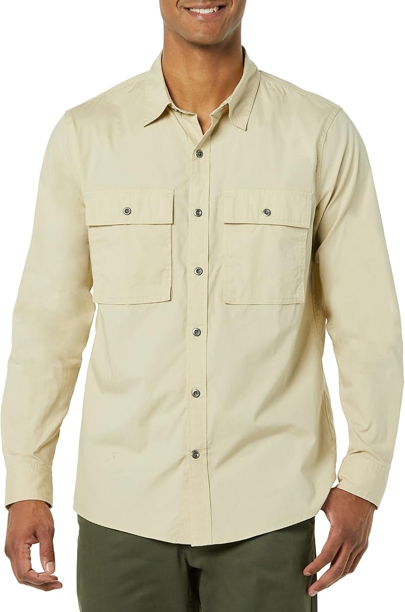 Amazon Essentials Men's Standard-Fit Long-Sleeve Two-Pocket Utility Shirt, Light Tan, X-Small