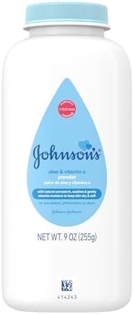 Johnson's Baby Cornstarch Baby Powder, Aloe & Vitamin E for Delicate Skin, Hypoallergenic, No added Parabens, & Dyes, Silky for Gentle Baby Skin Care, Baby Essentials, 9 oz