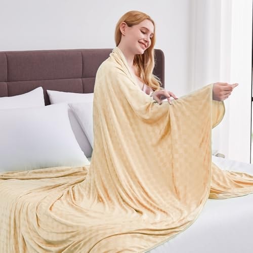 Topcee Cooling Blanket, Summer Cooling Blankets for Hot Sleepers, Arc-Chill Q-Max>0.5 Cool Fiber, Oeko-TEX 100% Certified, Soft, Breathable, Double-Side Bed Throw,Keep Cool for Adults Kids 90"x90"
