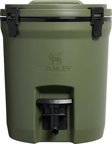 STANLEY Fast Flow Water Jug, 2 Gallon, Dried Pine