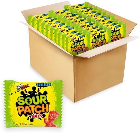 SOUR PATCH KIDS Soft & Chewy Gummy Candy, Bulk Candy, 140 Snack Packs