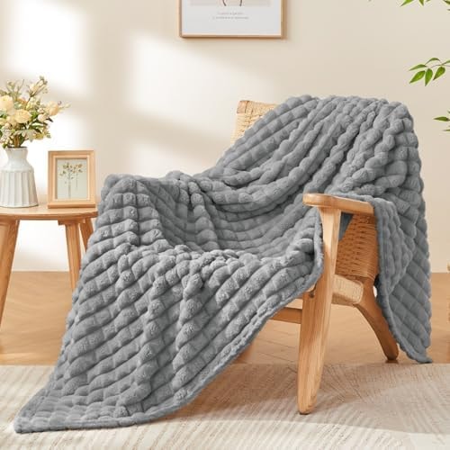 BEDELITE 3D Checked Grey Fleece Throw Blanket for Couch, 50x60 Inches