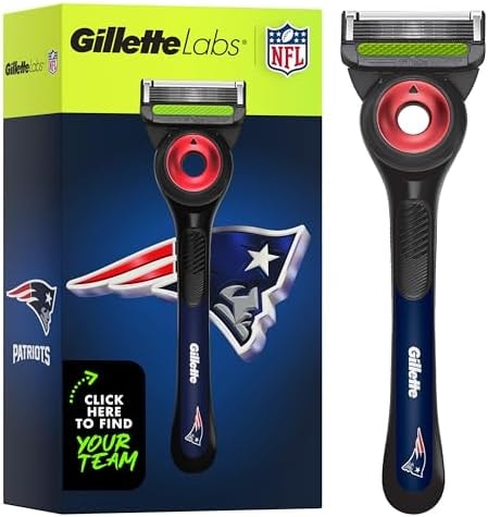 Gillette Labs Special NFL Patriots Edition Shaving Razor for Men - 1 Handle, 1 Razor Blade Refill, Perfect for Game Day Grooming, GilletteLabs with Exfoliating Bar