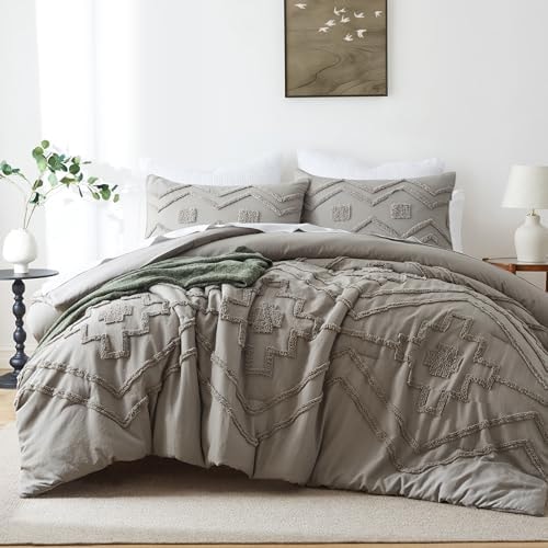 Oli Anderson Tufted Boho Queen Comforter Set, Grey, 3 Pieces